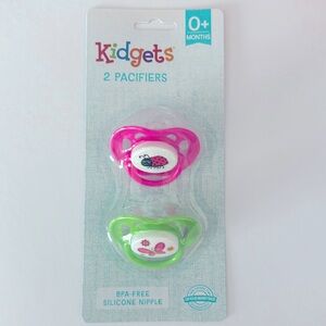 Kidgets Pink and Green Pacifiers - 2 Pack. 0+months Silicone Nipple